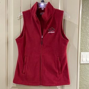 Razorback Themed Fleece Vest by Colosseum Brand. EUC!